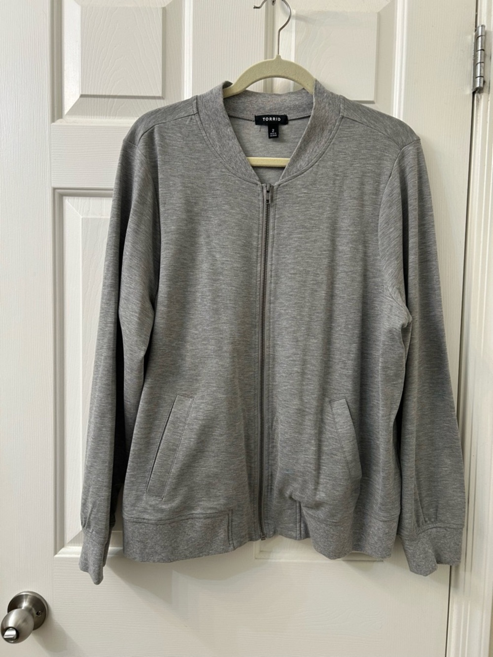 Torrid Women’s  Light Gray Zip-Up Bomber Sweater Jacket